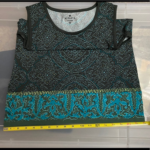 Athleta Sleeveless Top - Picture 9 of 9